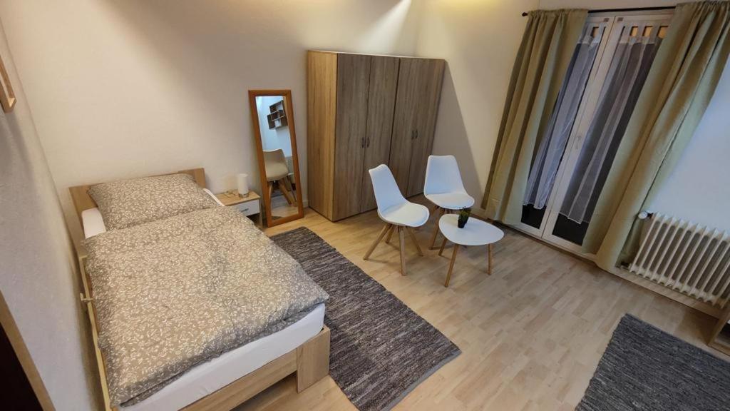 Ferienwohnung-Monteurwohnung Berta, 3 Personen In Kleve, Zentrale Lage Clèves Extérieur photo